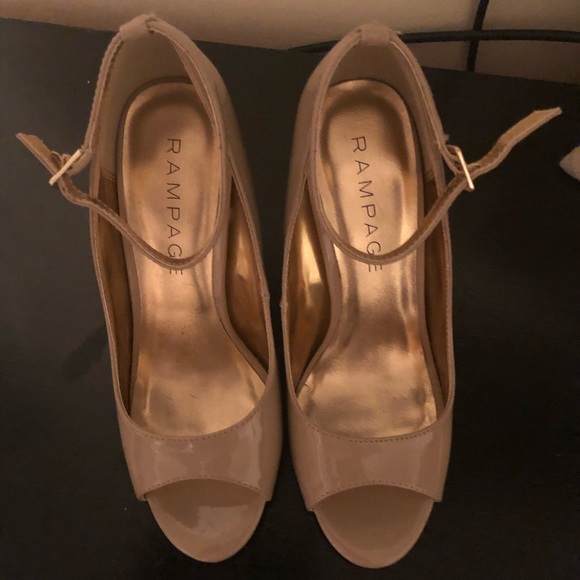 Ladies Rampage heels! Worn once! Too high! 6 1/2 - Picture 2 of 3